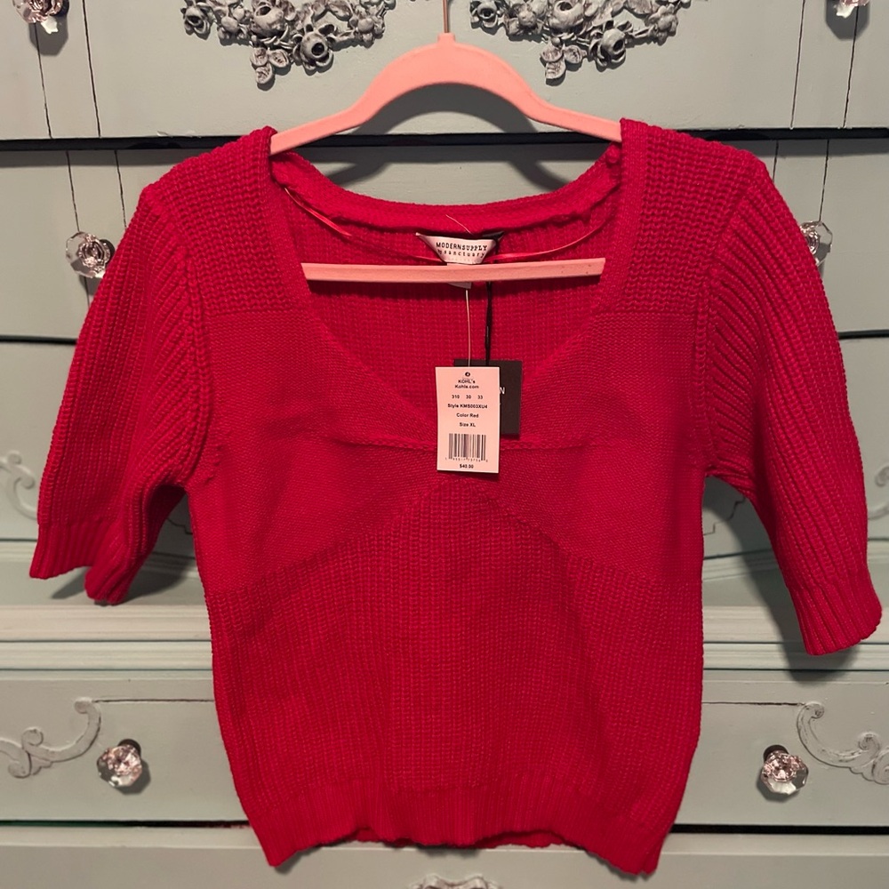Xl Red 3/4 sleeve sweater